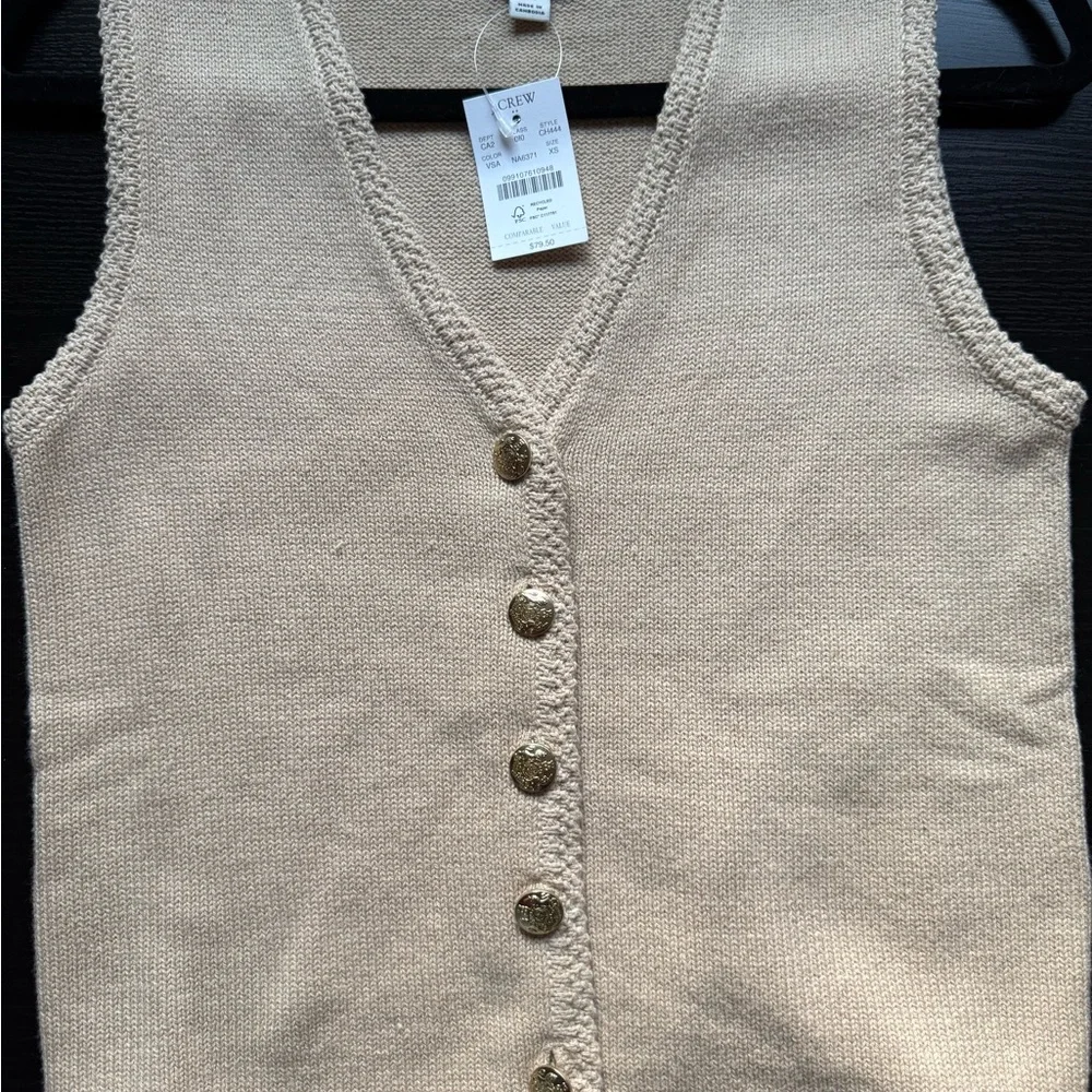 J.Crew NWT Oatmeal Sweater Vest Gold Crest Buttons V-Neck XS
